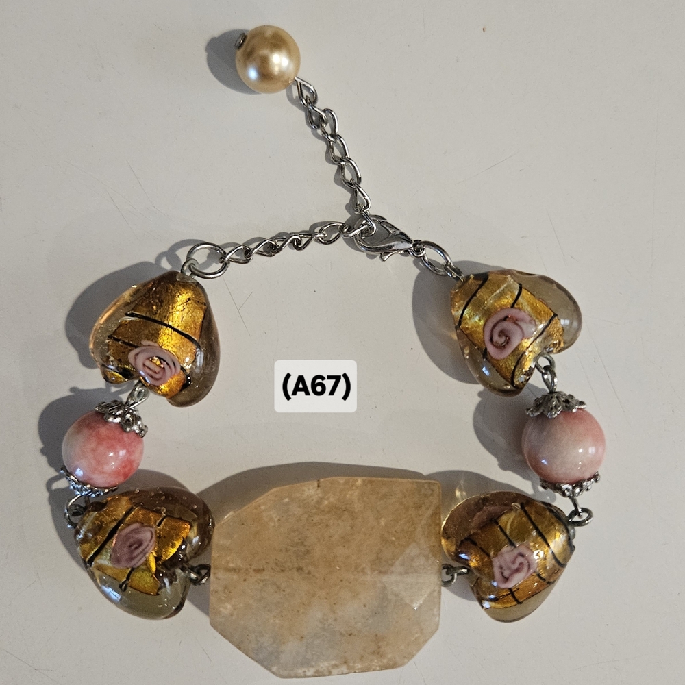 Elegant Gold and Pink Women's Bracelet